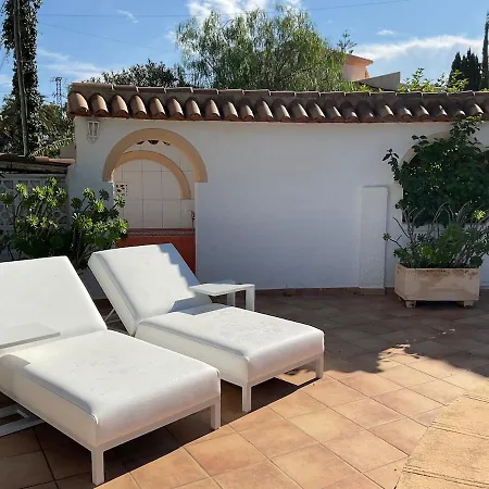 Casa Del Rebaldi, Oase Rust