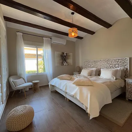 Casa Del Rebaldi, Oase Rust Villa