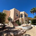ヴィラ Casa Del Rebaldi *
